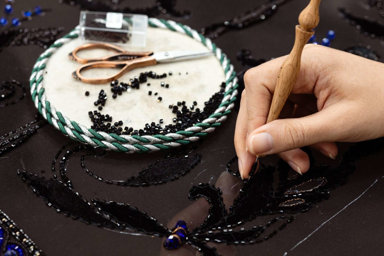 Базовая техника вышивки "плоская гладь"